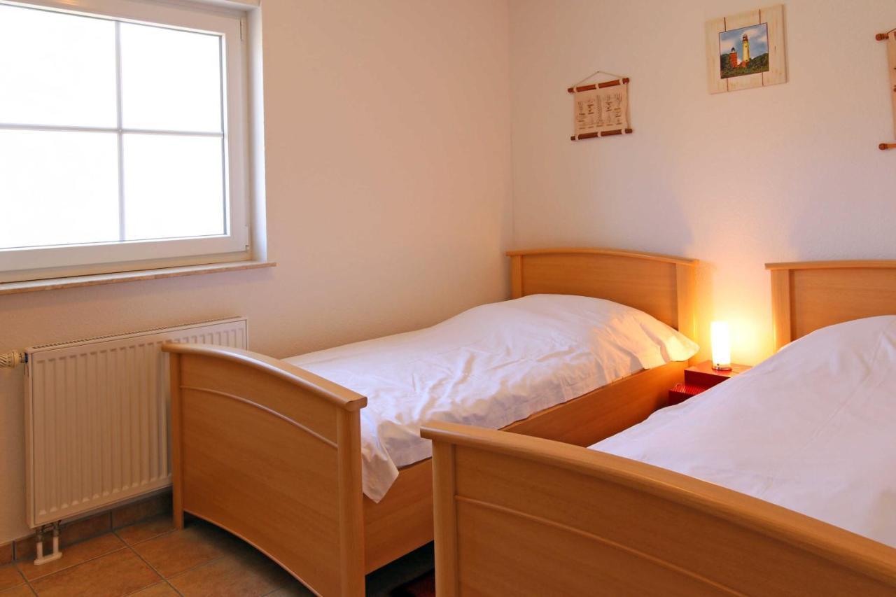 Ferienhaus Luessvitz Ummanz Esterno foto