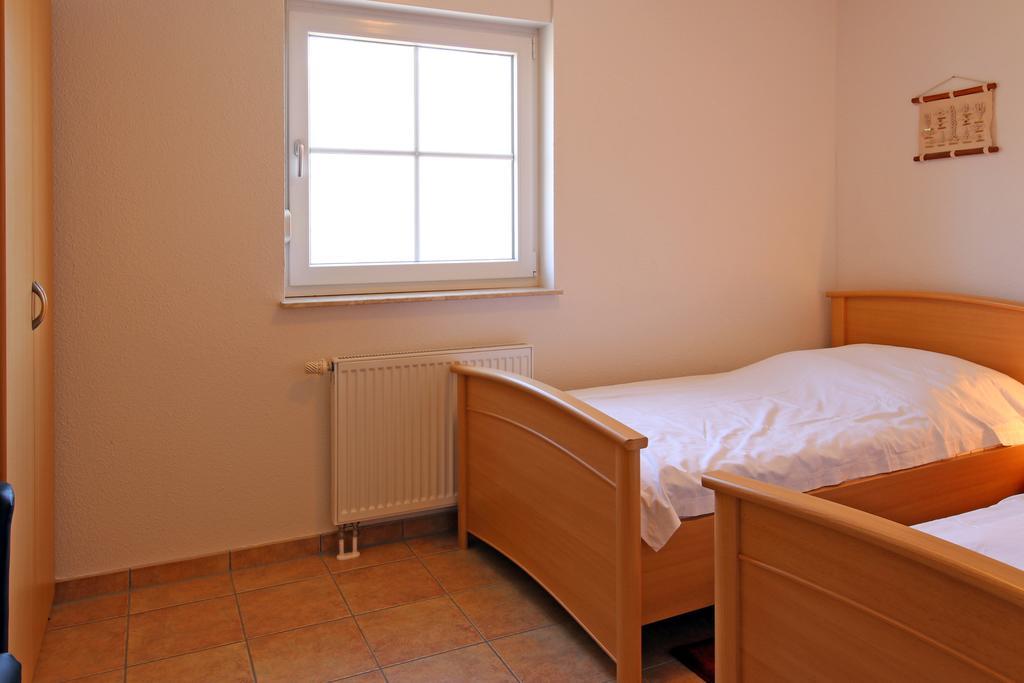 Ferienhaus Luessvitz Ummanz Esterno foto