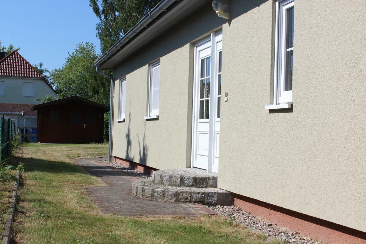 Ferienhaus Luessvitz Ummanz Esterno foto